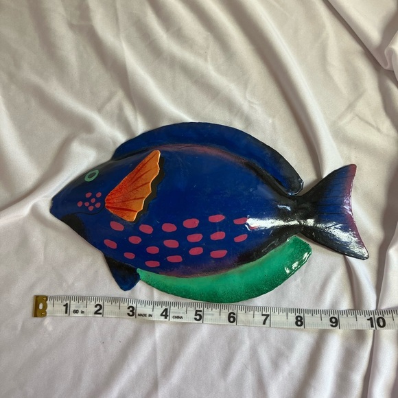 Colorful Fish Wall Decor - Picture 4 of 10